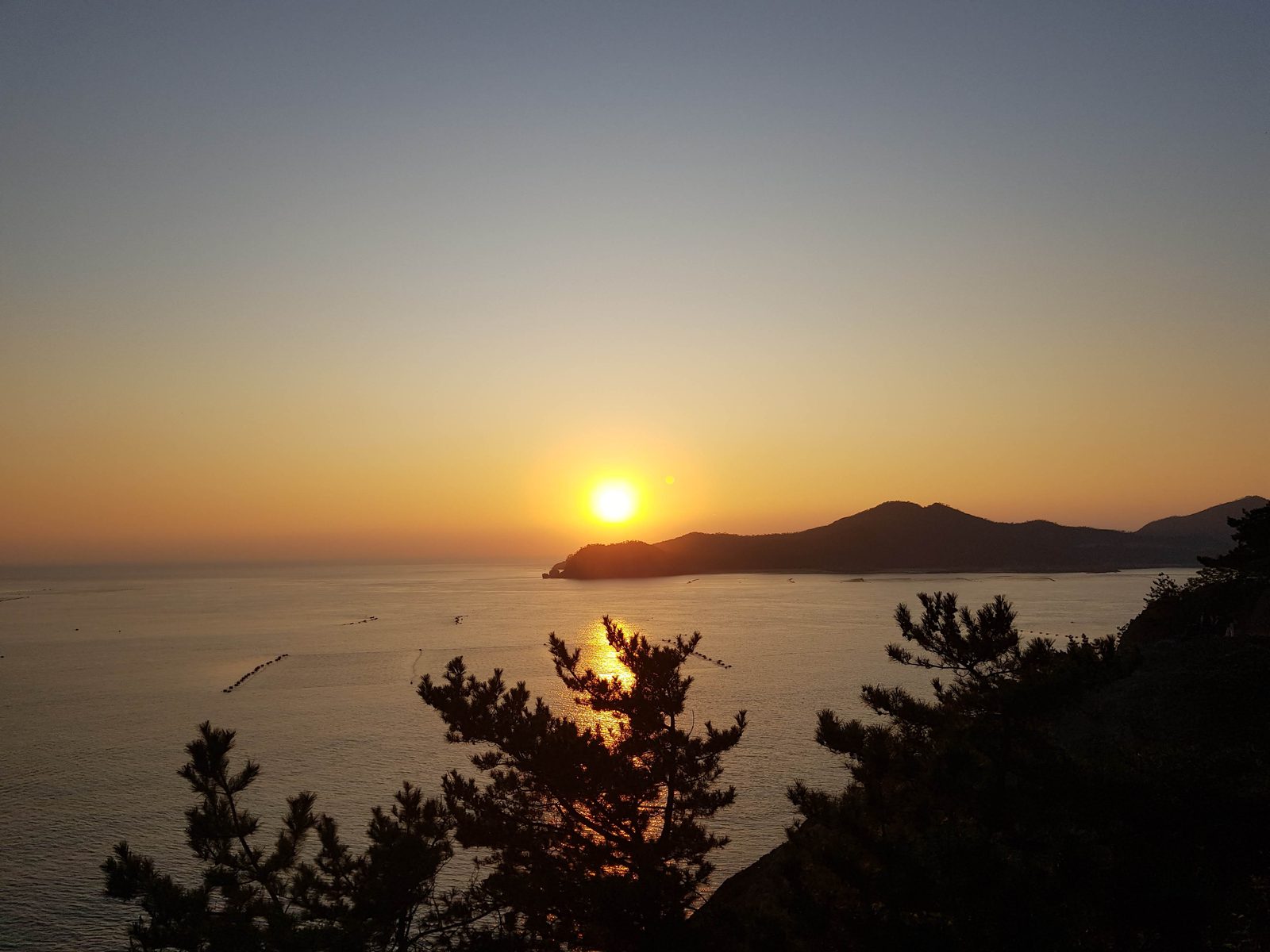 장자도 낙조대에서 본 넓은 서해 일몰